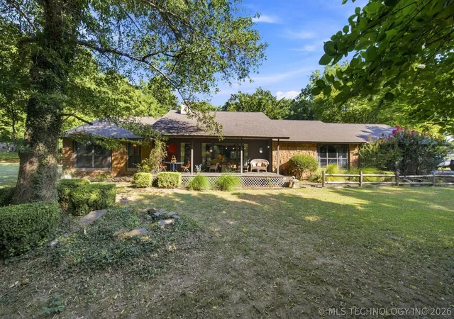 Photo 2 of Sale Pending at 11560 S 252nd Eastavenue, Broken Arrow, OK 74014 | MLS# 2629595 | Listing updated on 2026-08-29