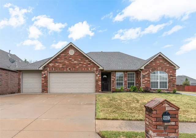 Photo 2 of Single family home for sale at 9802 E 110th Place, Owasso, OK 74055 | MLS# 2630572 | Listing updated on 2026-10-05
