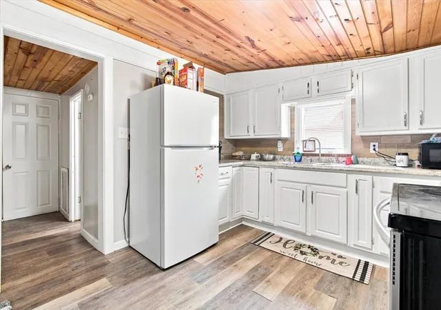 Photo 3 of Single family home for sale at 2316 N Atlanta Pl, Tulsa, OK 74110 | MLS# 2630565 | Listing updated on 2026-09-09