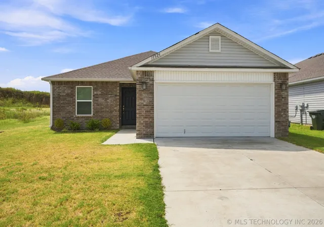 Photo 1 of Single family home for sale at 11526 S 235th East Ave, Broken Arrow, OK 74014 | MLS# 2630562 | Listing updated on 2026-09-14