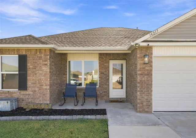 Photo 3 of Single family home for sale at 14217 N 75 Eastavenue, Collinsville, OK 74021 | MLS# 2630672 | Listing updated on 2026-10-05