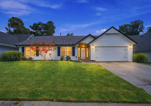 Photo 1 of Single family home for sale at 2317 W Nashville Ct, Broken Arrow, OK 74012 | MLS# 2630615 | Listing updated on 2026-10-05