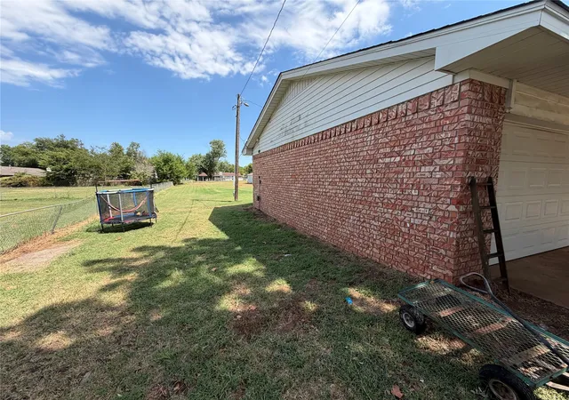 Photo 3 of Single family home for sale at 1803 S 155th Westavenue, Sand Springs, OK 74063 | MLS# 2630693 | Listing updated on 2026-09-14