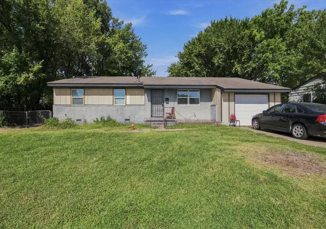 Photo 1 of Single family home for sale at 4632 N Frankfort Ave E, Tulsa, OK 74126 | MLS# 2630602 | Listing updated on 2026-09-09