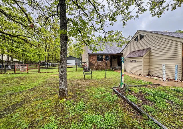 Photo 4 of Single family home for sale at 105 Summit Ridge Dr, Tahlequah, OK 74464 | MLS# 2630729 | Listing updated on 2026-08-31