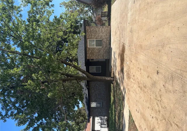 Photo 1 of Single family home for sale at 405 E 8th Street, Cushing, OK 74023 | MLS# 2630735 | Listing updated on 2026-09-15