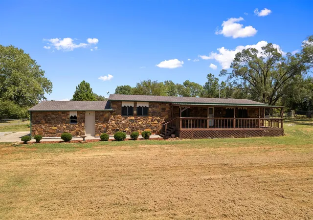 Photo 2 of Sale Pending at 13907 N 86 Avenue, Collinsville, OK 74021 | MLS# 2630737 | Listing updated on 2026-08-31
