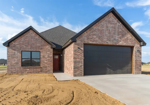 Single family home for sale at 2006 Orchard Rd, Calera, OK 74730 | MLS# 2628363