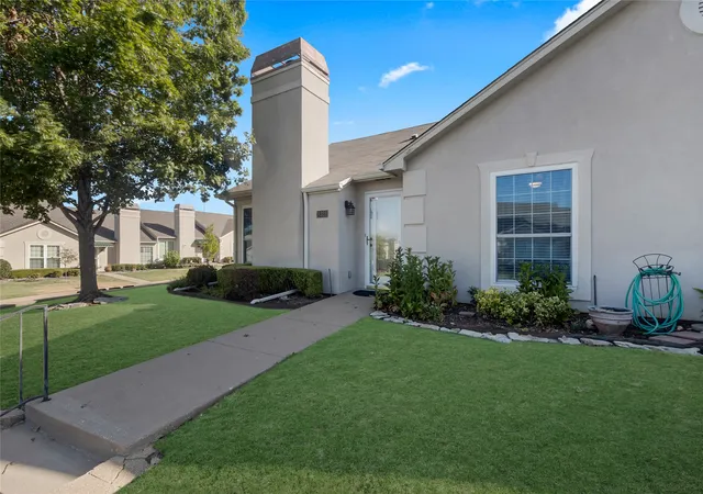 Photo 3 of Sale Pending at 8321 S 84th East Ave, Tulsa, OK 74133 | MLS# 2630673 | Listing updated on 2026-09-30