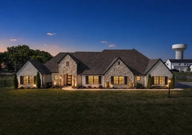 Photo 1 of Single family home for sale at 5876 N Meadows Ridge Rd, Owasso, OK 74055 | MLS# 2628250 | Listing updated on 2026-09-21