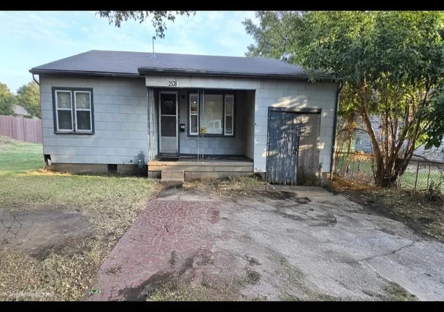 Photo 1 of Sale Pending at 2538 W Cameron St, Tulsa, OK 74127 | MLS# 2630865 | Listing updated on 2026-08-31