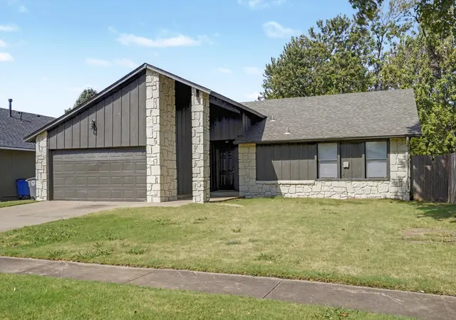 Photo 2 of Single family home for sale at 3346 S 141st East Ave, Tulsa, OK 74134 | MLS# 2630874 | Listing updated on 2026-09-14
