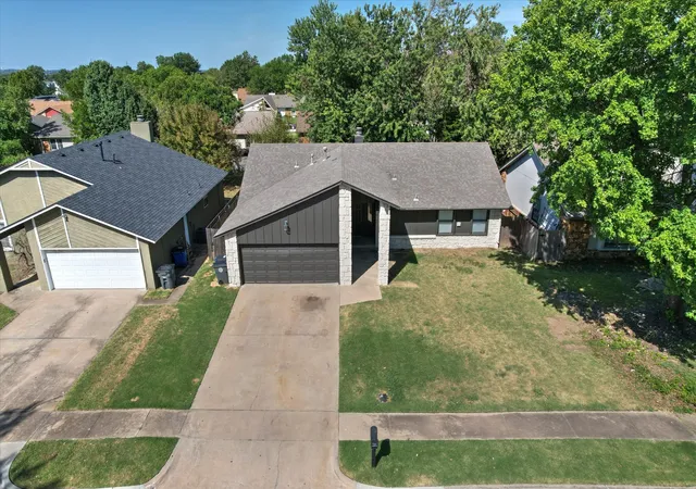 Photo 3 of Single family home for sale at 3346 S 141st East Ave, Tulsa, OK 74134 | MLS# 2630874 | Listing updated on 2026-09-14