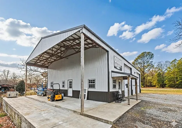 Photo 3 of Single family home for sale at 32514 Highway 82, Cookson, OK 74427 | MLS# 2630903 | Listing updated on 2026-08-31