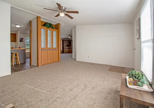 Photo 3 of Sale Pending at 425 Sun Prairie St, Pryor, OK 74361 | MLS# 2630875 | Listing updated on 2026-09-01