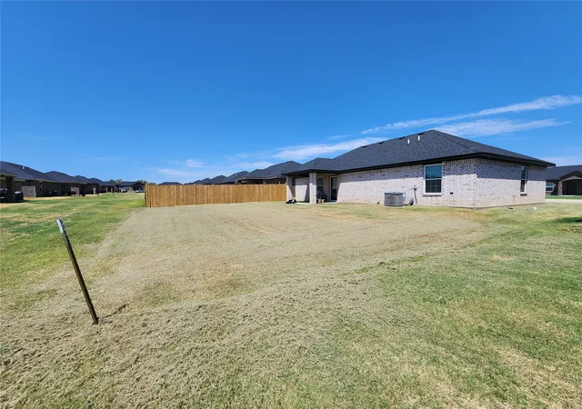 Photo 32 of Sale Pending at 505 Sweet Pea Ln, Madill, OK 73446 | MLS# 2630855 | Listing updated on 2026-09-03