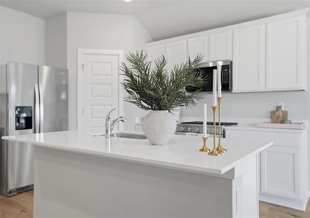 Photo 2 of Sale Pending at 3901 E Montpelier St, Broken Arrow, OK 74014 | MLS# 2630904 | Listing updated on 2026-09-02
