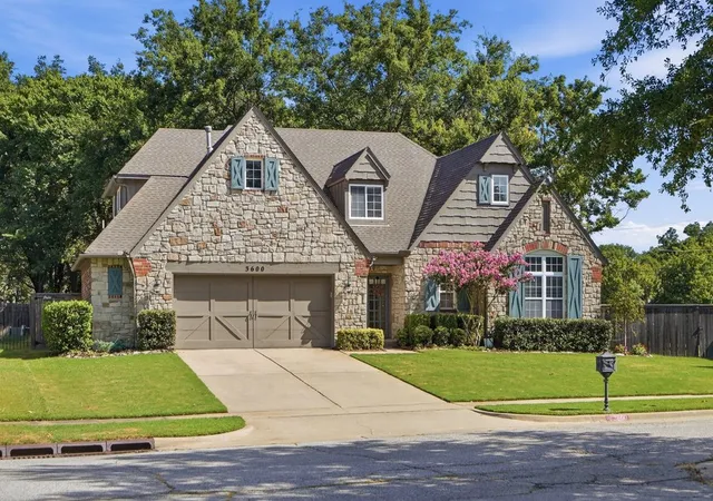 Photo 2 of Sale Pending at 3600 W Dallas St, Broken Arrow, OK 74012 | MLS# 2630997 | Listing updated on 2026-09-04