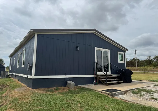 Photo 3 of Manufactured home for sale at 2738 E 116th Street N, Skiatook, OK 74070 | MLS# 2631027 | Listing updated on 2026-09-02
