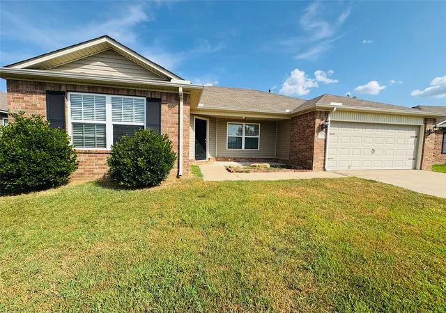Photo 2 of Single family home for sale at 9215 S 253rd Eastavenue, Broken Arrow, OK 74014 | MLS# 2630721 | Listing updated on 2026-09-14