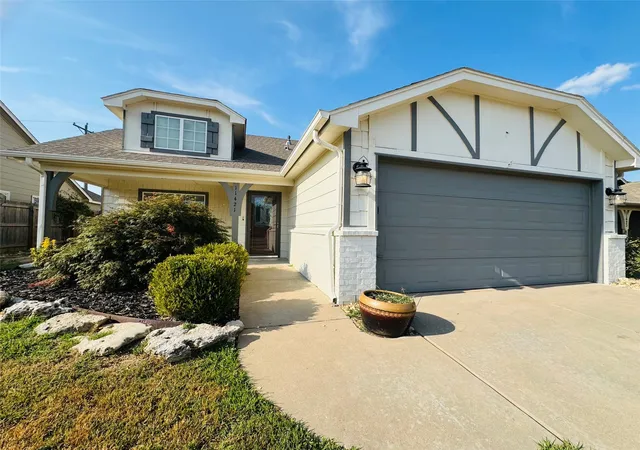 Photo 1 of Single family home for sale at 11421 E 110th Place N, Owasso, OK 74055 | MLS# 2630724 | Listing updated on 2026-09-14