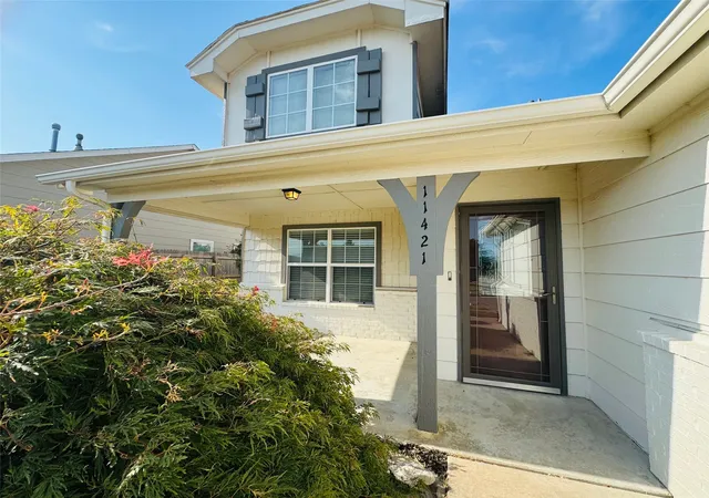 Photo 3 of Single family home for sale at 11421 E 110th Place N, Owasso, OK 74055 | MLS# 2630724 | Listing updated on 2026-09-14