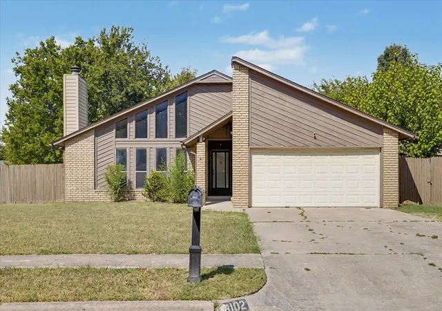 Photo 4 of Sale Pending at 8102 N 122Nd East Ave, Owasso, OK 74055 | MLS# 2630469 | Listing updated on 2026-09-08