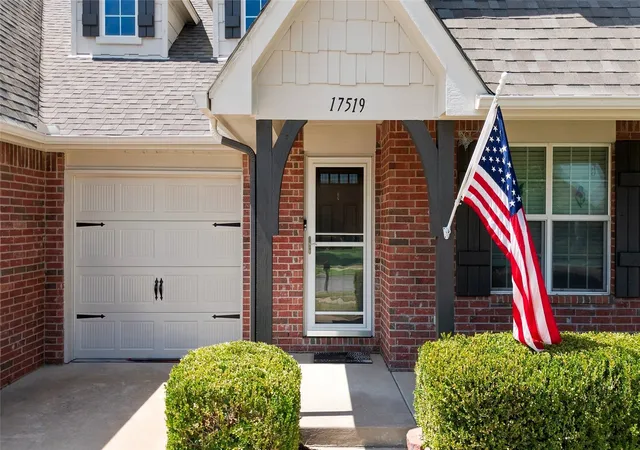 Photo 2 of Sale Pending at 17519 E 45th St, Tulsa, OK 74134 | MLS# 2630747 | Listing updated on 2026-09-11