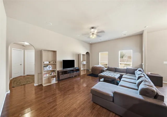 Photo 3 of Sale Pending at 17519 E 45Th St, Tulsa, OK 74134 | MLS# 2630747 | Listing updated on 2026-09-11
