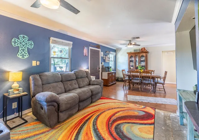 Photo 4 of Single family home for sale at 1251 W Taylor, Sallisaw, OK 74955 | MLS# 2631070 | Listing updated on 2026-10-05
