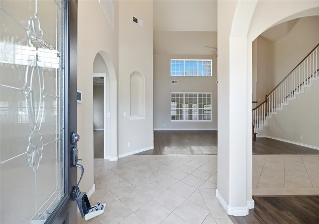 Photo 3 of Single family home for sale at 2505 S 10Th St, Broken Arrow, OK 74012 | MLS# 2631079 | Listing updated on 2026-09-08