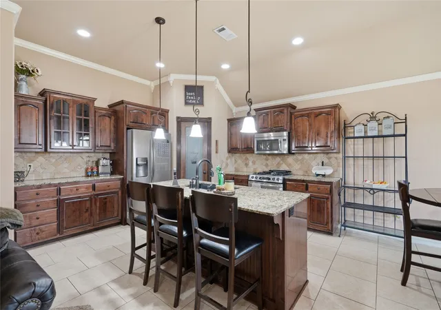 Photo 4 of Single family home for sale at 14948 Courtney Ln, Glenpool, OK 74033 | MLS# 2631071 | Listing updated on 2026-10-05
