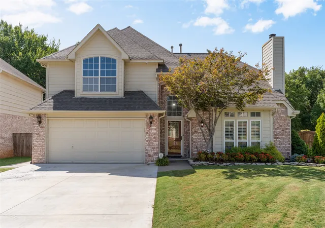 Photo 2 of Sale Pending at 512 N Sweet Gum Ave, Broken Arrow, OK 74012 | MLS# 2630970 | Listing updated on 2026-08-31