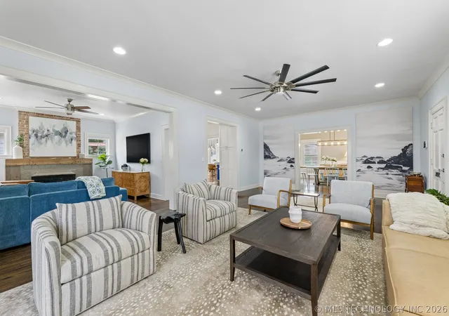 Photo 4 of Single family home for sale at 3325 S Troost Ave, Tulsa, OK 74105 | MLS# 2631113 | Listing updated on 2026-10-05
