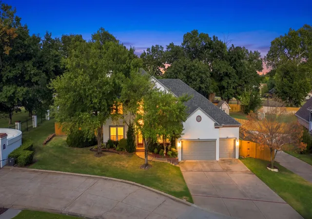 Photo 1 of Single family home for sale at 10101 S 72nd East Ave, Tulsa, OK 74133 | MLS# 2631110 | Listing updated on 2026-10-05