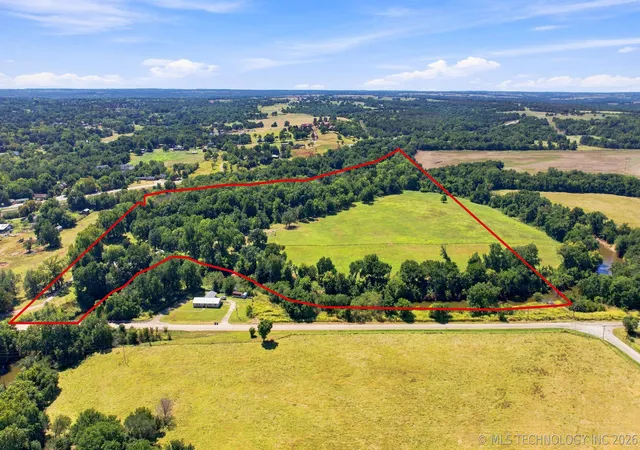 Photo 2 of Single family home for sale at 1217 Kansas St, Pawnee, OK 74058 | MLS# 2630847 | Listing updated on 2026-09-10