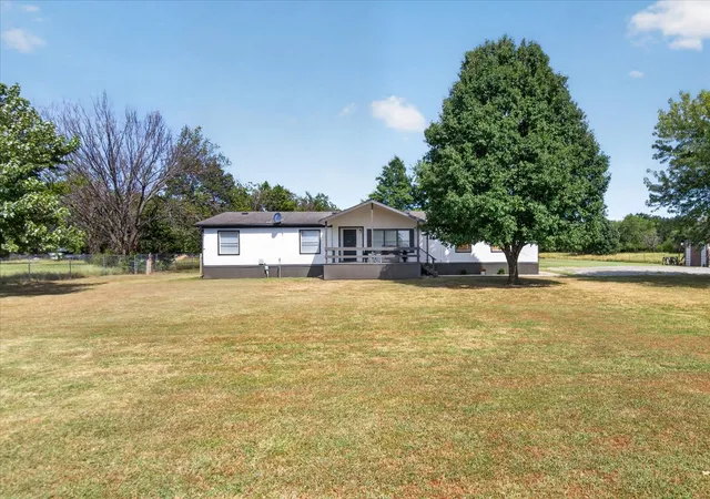 Photo 1 of Sale Pending at 813 Mississippi St, Nowata, OK 74048 | MLS# 2631007 | Listing updated on 2026-09-14