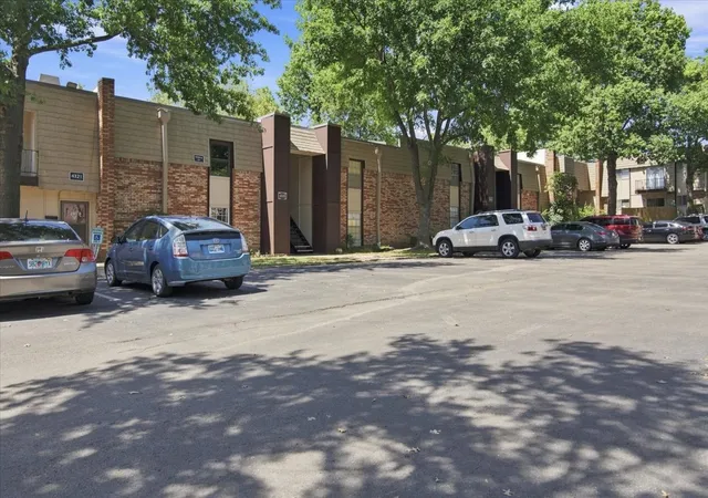 Photo 1 of Sale Pending at 4323 E 68th St #514, Tulsa, OK 74136 | MLS# 2631124 | Listing updated on 2026-09-12