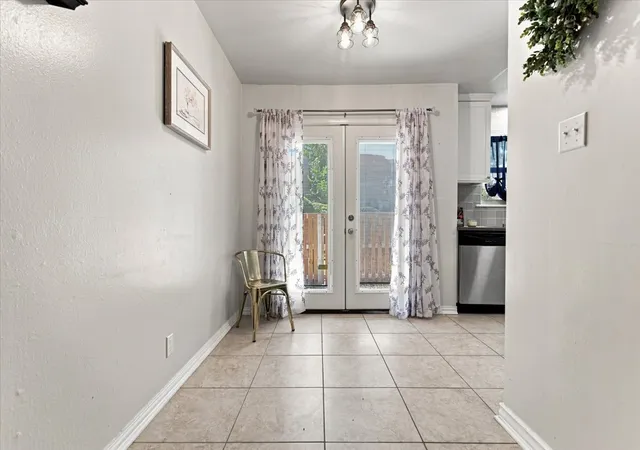 Photo 3 of Sale Pending at 4323 E 68th St #514, Tulsa, OK 74136 | MLS# 2631124 | Listing updated on 2026-09-12