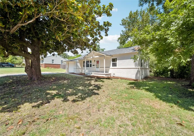 Photo 3 of Sale Pending at 5145 E 22nd St, Tulsa, OK 74114 | MLS# 2631054 | Listing updated on 2026-08-31