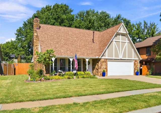 Photo 2 of Sale Pending at 1504 S Nyssa Ave, Broken Arrow, OK 74012 | MLS# 2631147 | Listing updated on 2026-09-30