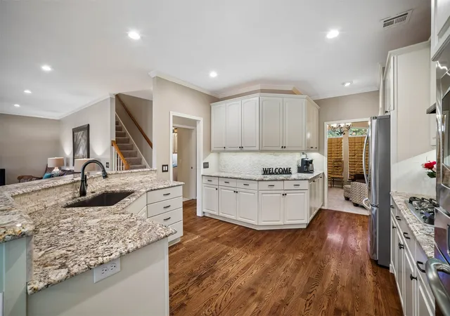 Photo 3 of Single family home for sale at 3705 W Canton St, Broken Arrow, OK 74012 | MLS# 2630842 | Listing updated on 2026-10-01