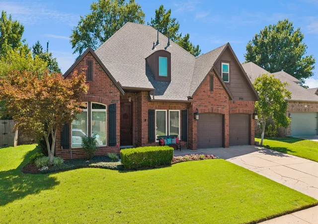 Photo 2 of Single family home for sale at 3705 W Canton St, Broken Arrow, OK 74012 | MLS# 2630842 | Listing updated on 2026-09-09