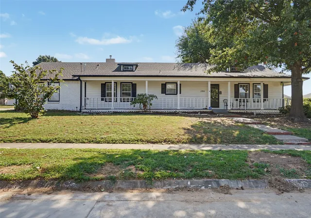 Photo 1 of Single family home for sale at 1105 N 84th St, Broken Arrow, OK 74014 | MLS# 2631171 | Listing updated on 2026-08-31