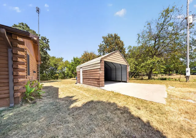 Photo 4 of Sale Pending at 18501 E Hwy 28A Hwy S, Claremore, OK 74017 | MLS# 2630788 | Listing updated on 2026-09-23
