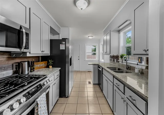 Photo 4 of Single family home for sale at 5173 S Troost Ave, Tulsa, OK 74105 | MLS# 2630859 | Listing updated on 2026-09-25