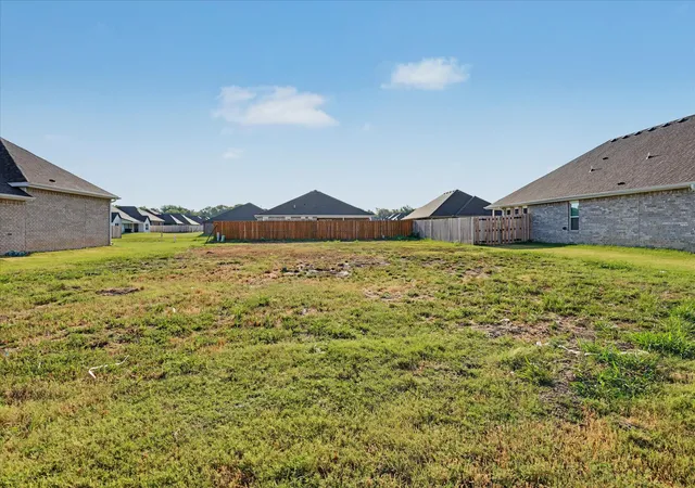 Photo 1 of Sale Pending at 10647 S 278th Eastavenue, Coweta, OK 74429 | MLS# 2631105 | Listing updated on 2026-09-11