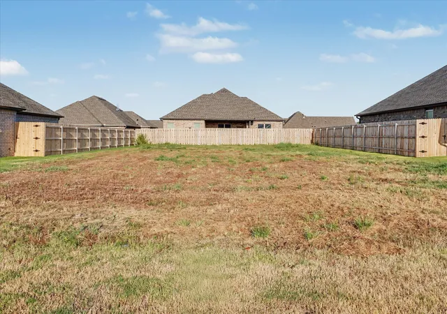 Photo 1 of Sale Pending at 10880 S 278th Eastavenue, Coweta, OK 74429 | MLS# 2631116 | Listing updated on 2026-09-11