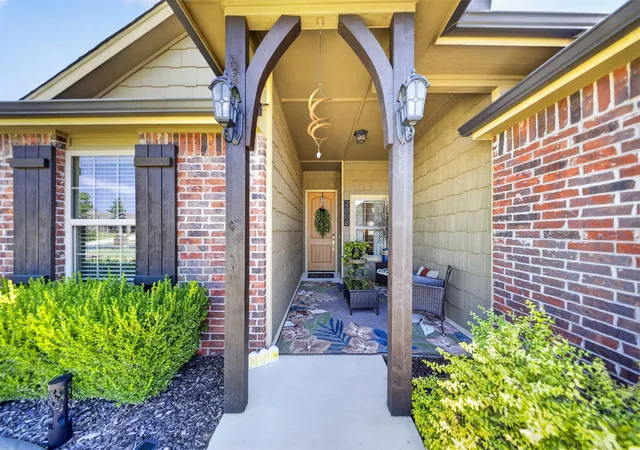 Photo 3 of Sale Pending at 2008 Orchid Ln, Claremore, OK 74019 | MLS# 2631030 | Listing updated on 2026-08-30