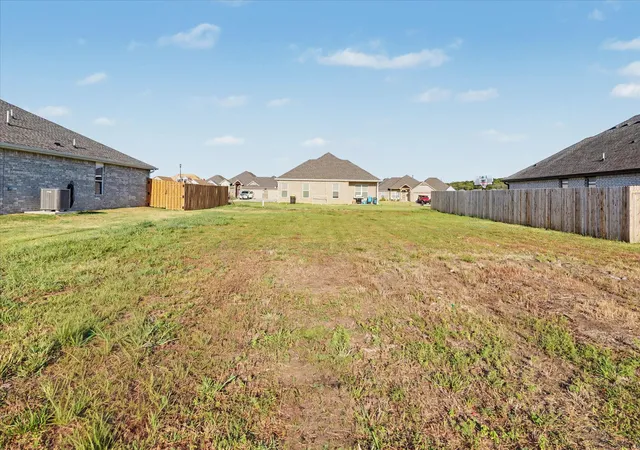 Photo 1 of Sale Pending at 10830 S 279th East Eastavenue, Coweta, OK 74429 | MLS# 2631114 | Listing updated on 2026-09-11